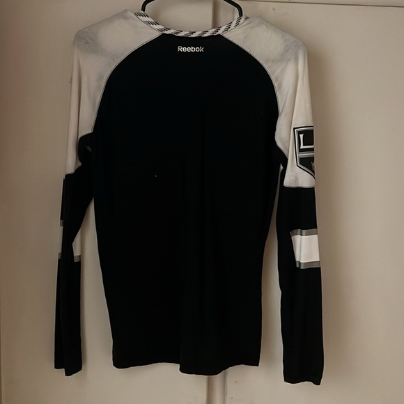 LA Kings long sleeve (M) - Picture 4 of 4